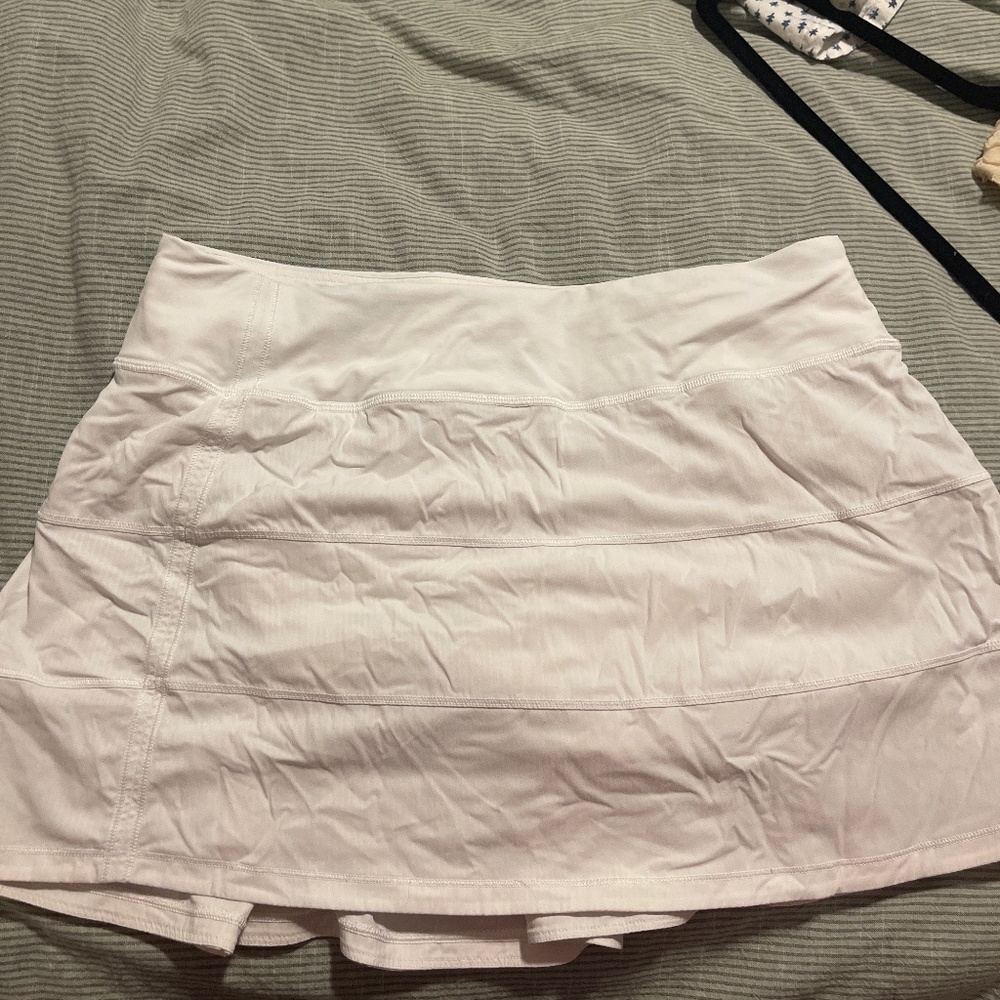 Lululemon white tennis skirt